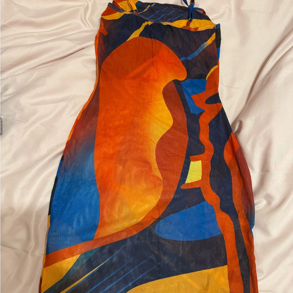Colorful Strapless Abstract Dress - Picture 3 of 3